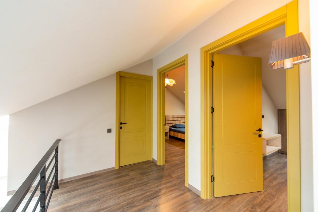 Luxury 4 Bedroom Apartment #1 In The City Center Of Tbilisi Luaran gambar