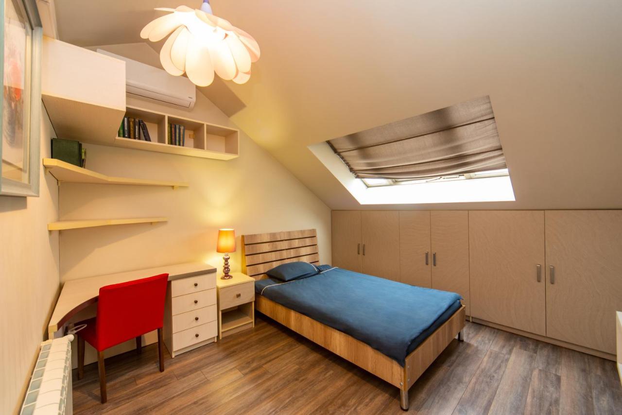 Luxury 4 Bedroom Apartment #1 In The City Center Of Tbilisi Luaran gambar