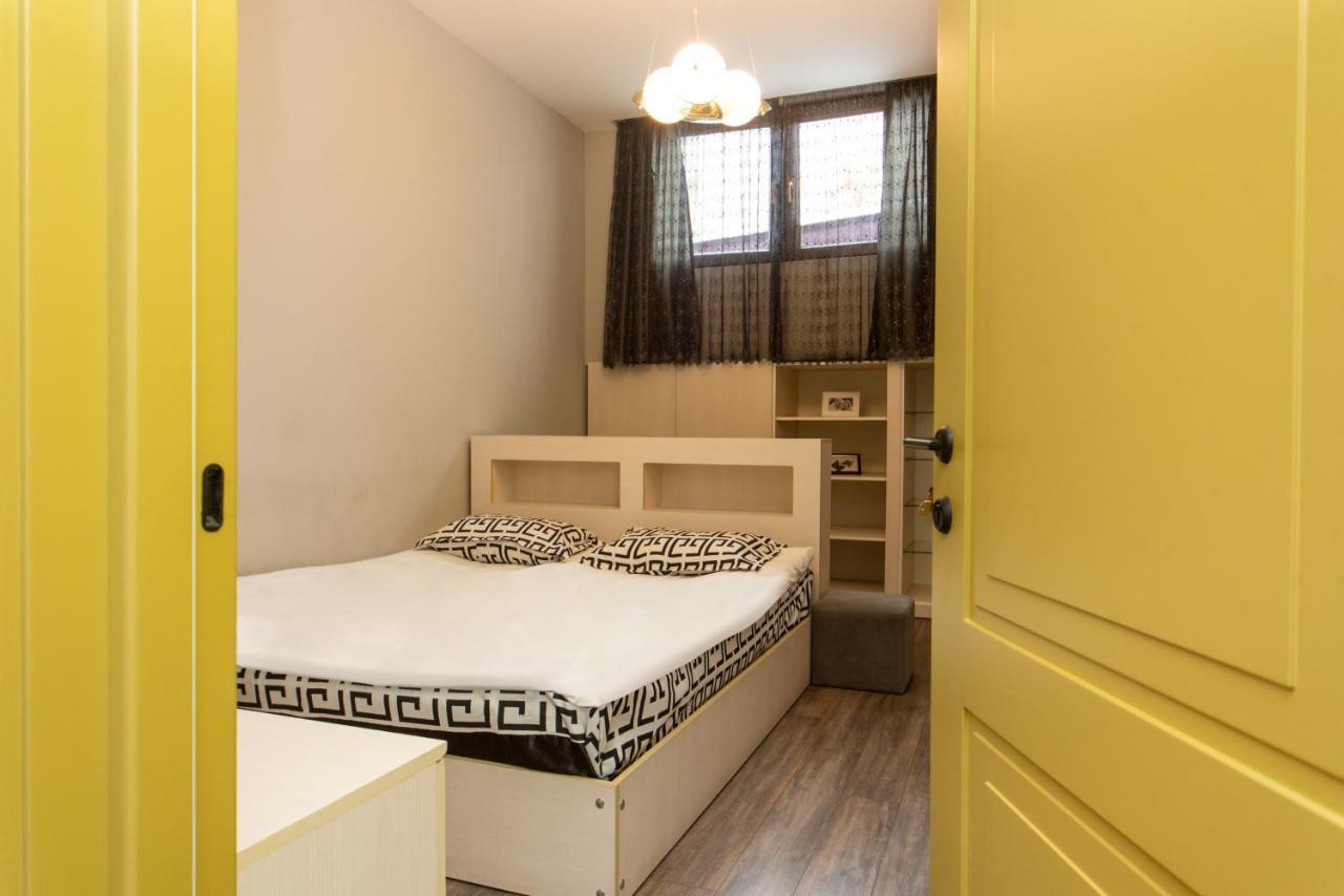 Luxury 4 Bedroom Apartment #1 In The City Center Of Tbilisi Luaran gambar